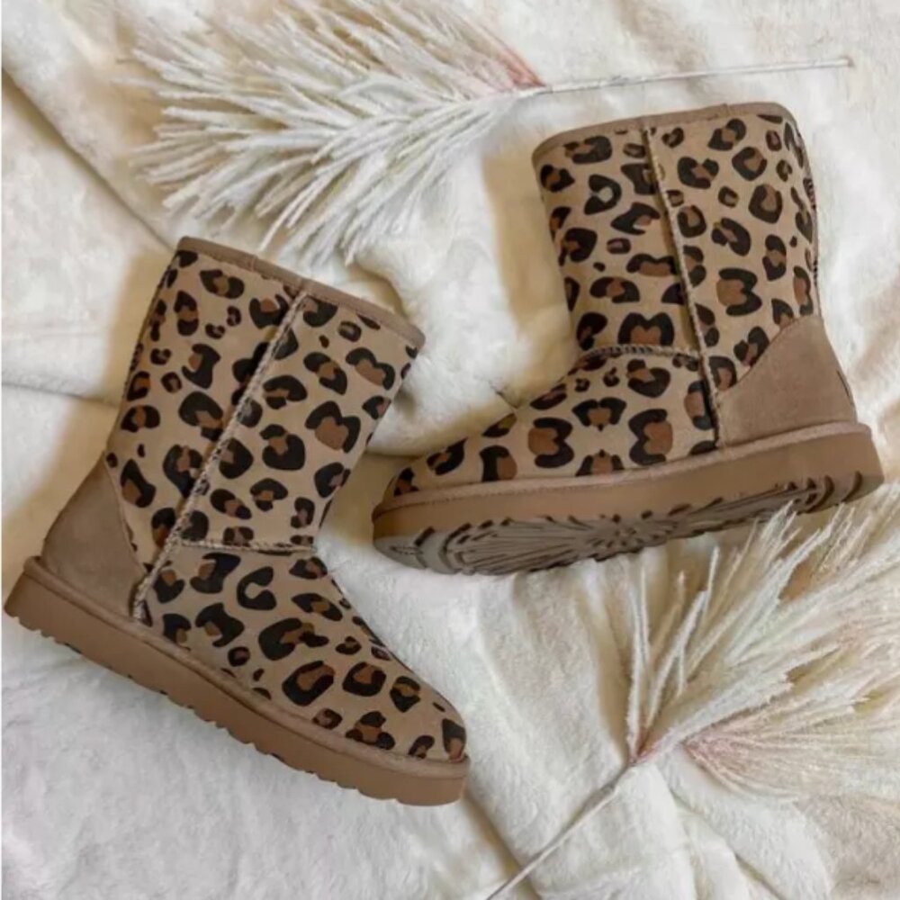 UGG Classic Short II Bootie Leopard NEW No Box
